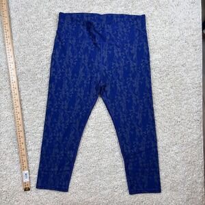 Fabletics Royal Blue Floral Print Capri Leggings Size M